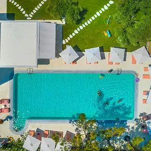 Hotel Cocoοns Luxury &, Fourka
